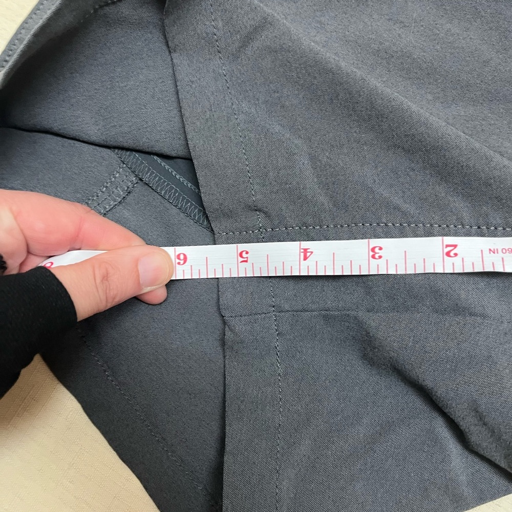 KUHL size 6 grey shade 5.5” shorts - Picture 4 of 14